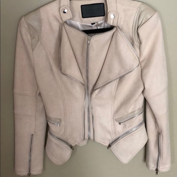 Jacket - Picture 2 of 6